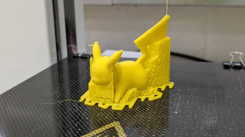 3d printed pikachu with support on rs pro ideawerk printer bed